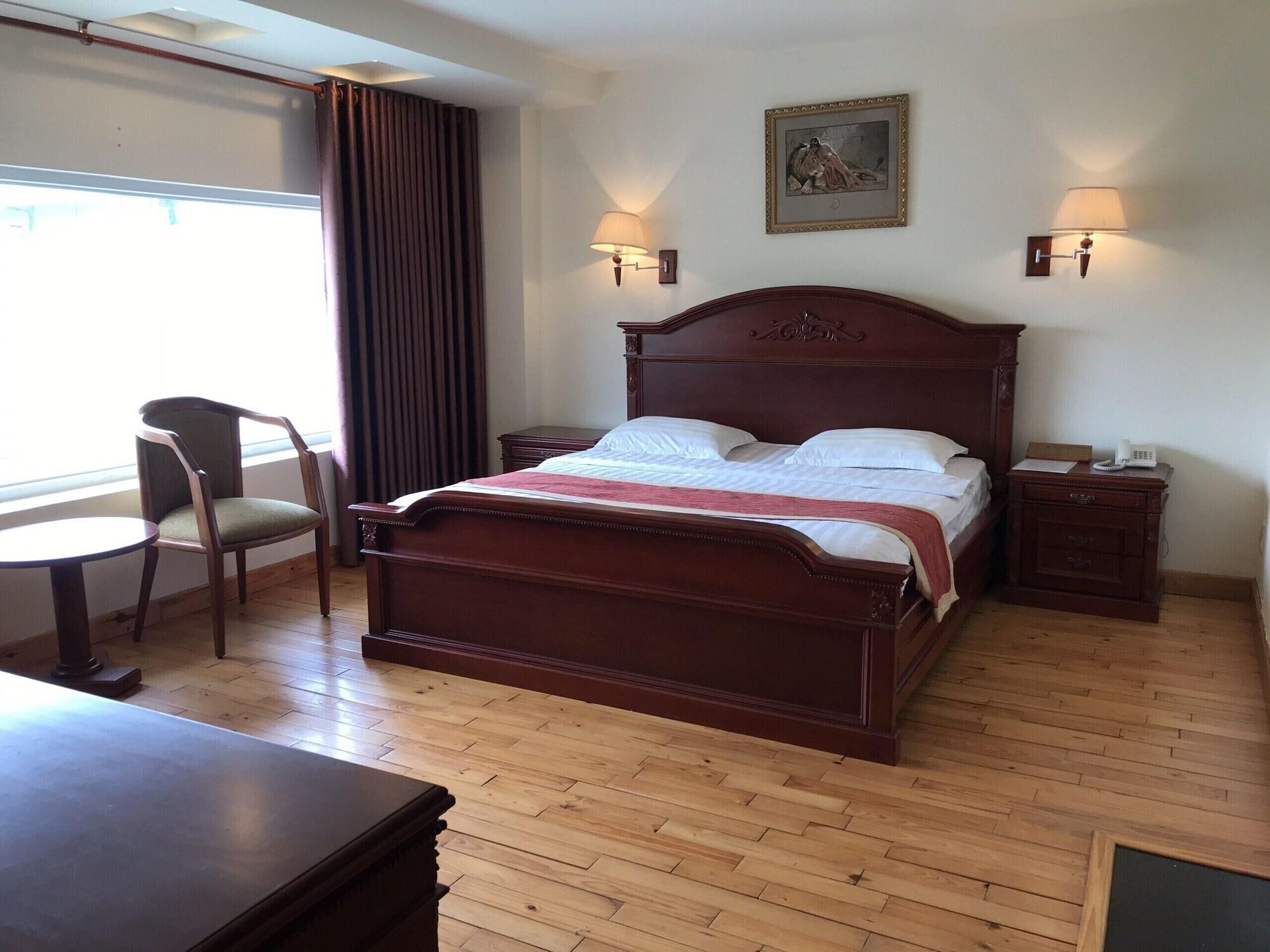 Hoang Yen 2 Hotel Thủ Dầu Một Ngoại thất bức ảnh
