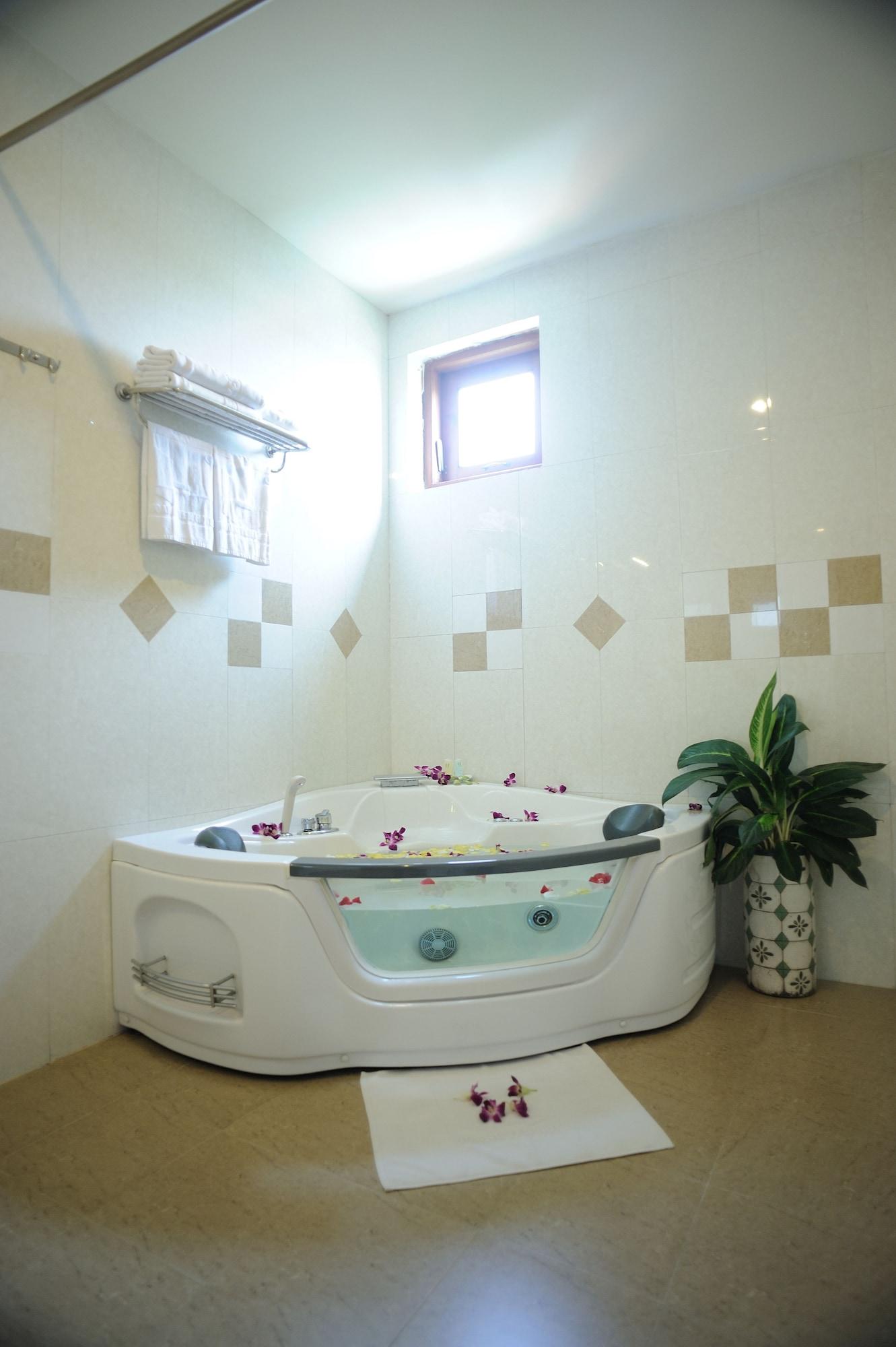 Hoang Yen 2 Hotel Thủ Dầu Một Ngoại thất bức ảnh
